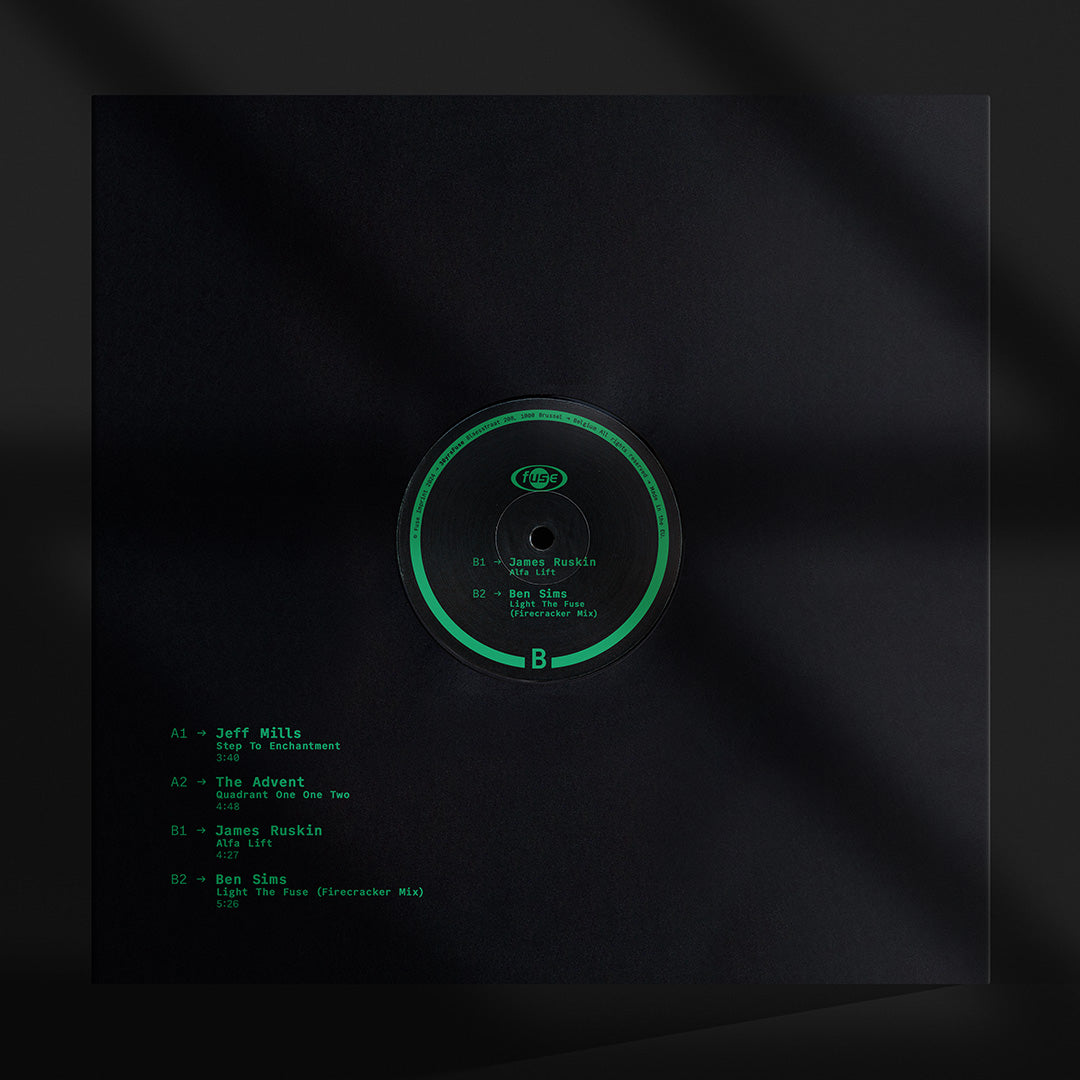 30YRS FUSE - 7x12"VINYL BOX