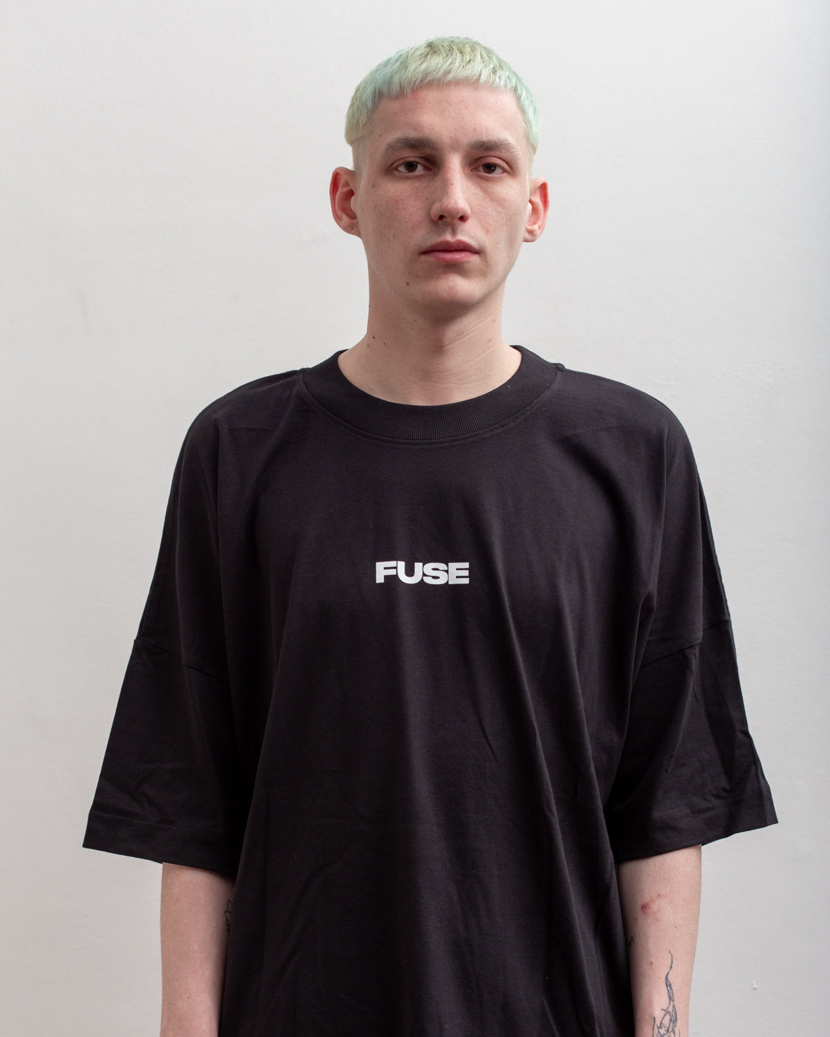 T-SHIRT '01'