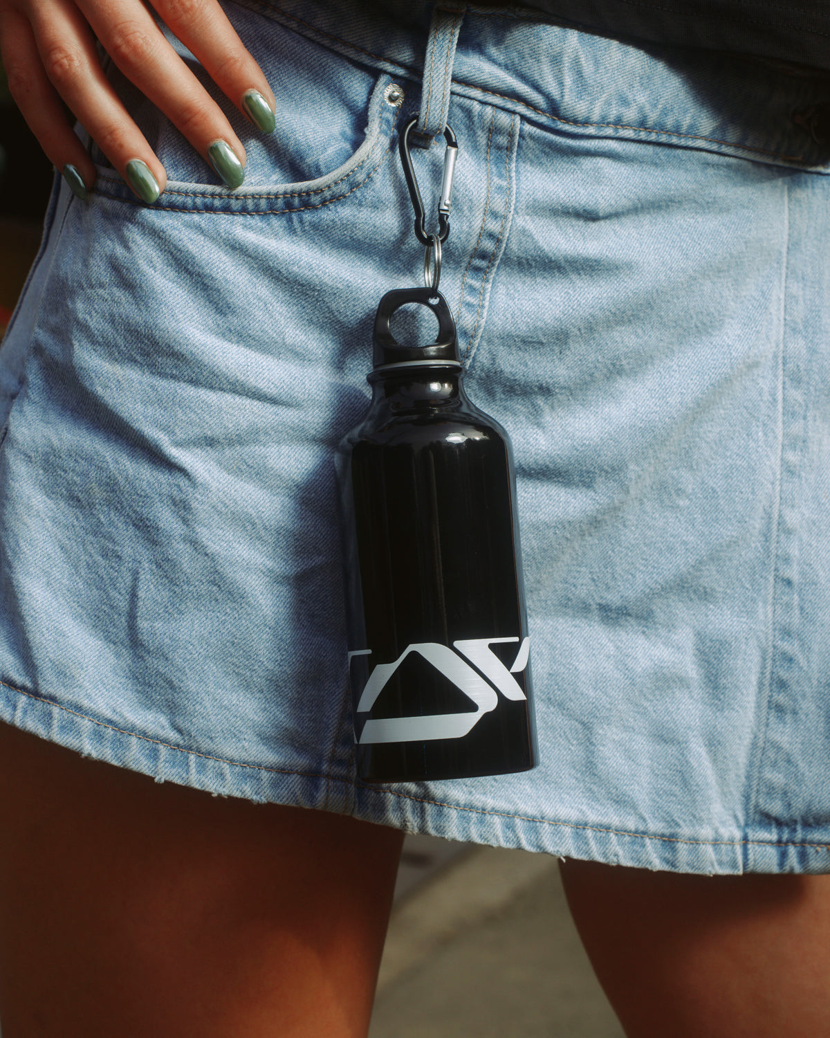 XRDS 'BLACK FLASK' – Fuse Merchandise